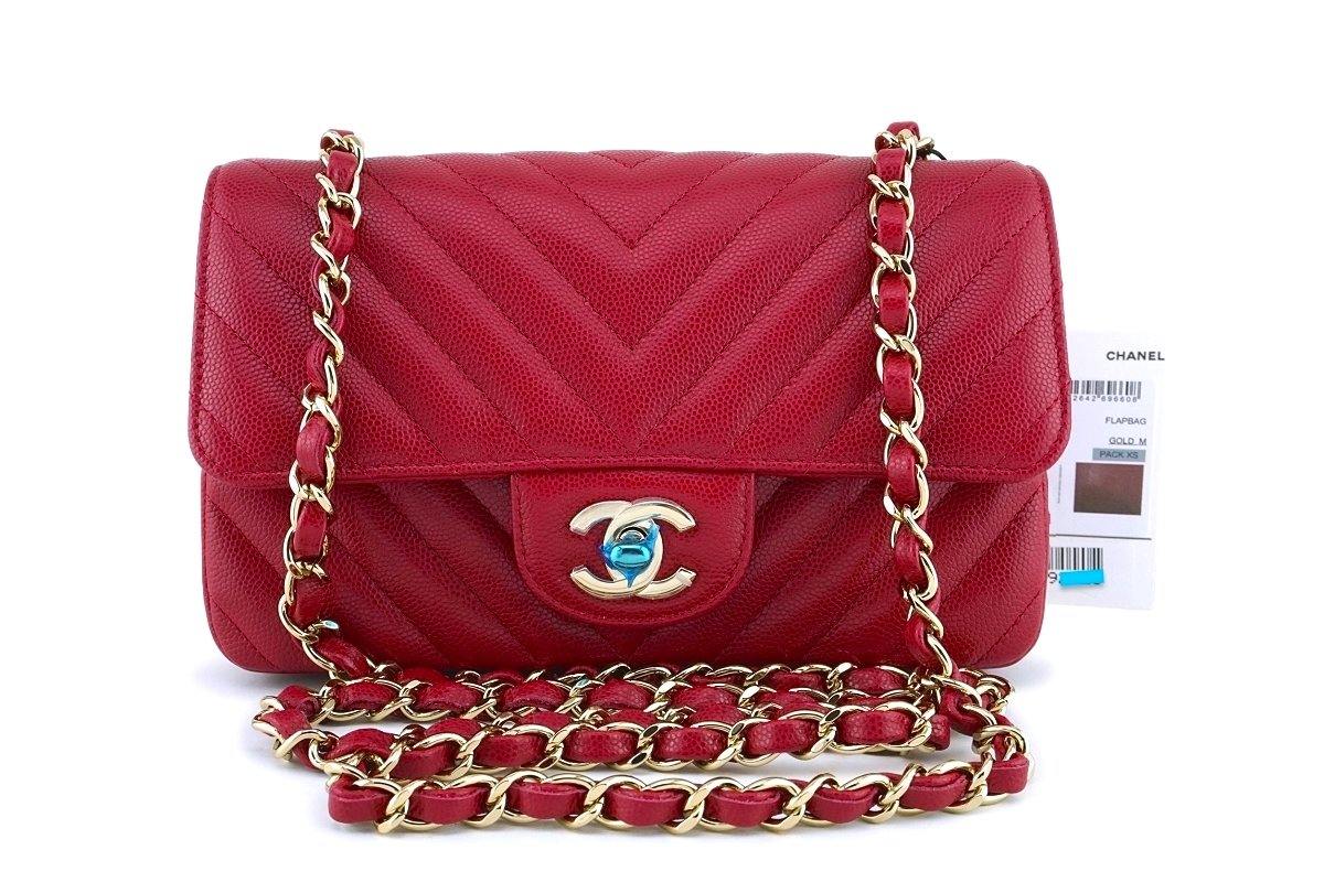 CHANEL Small Chevron Quilted Caviar Compact Flap Wallet Red