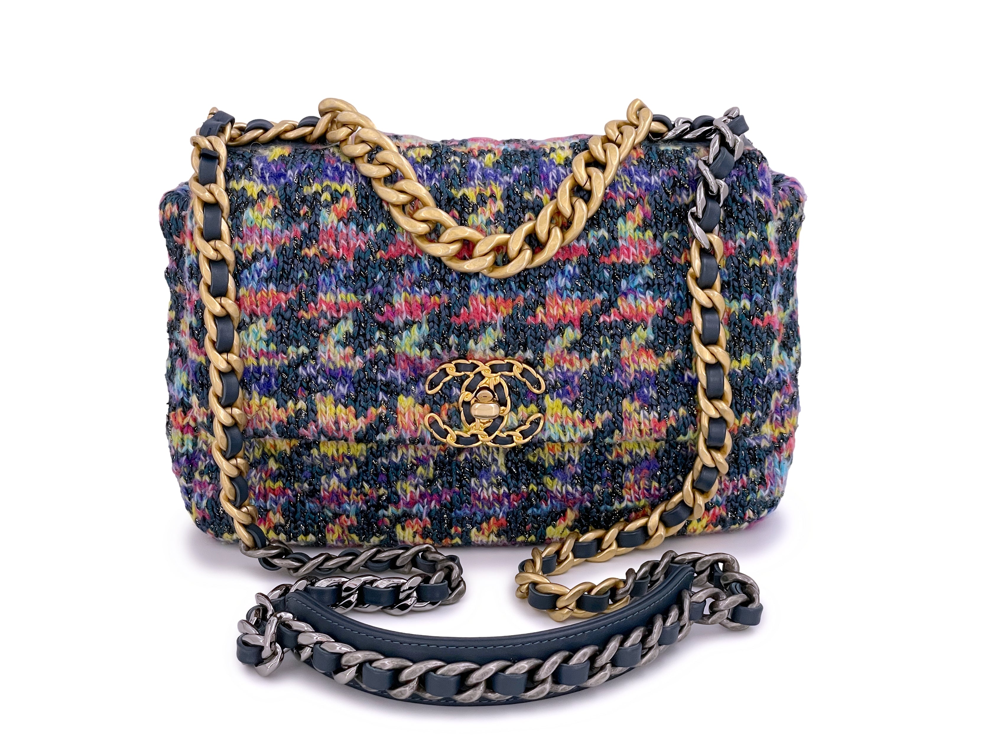 Chanel 21P Small Navy Multicolor Tweed Houndstooth Ribbon 19 Flap Bag  30ccs12