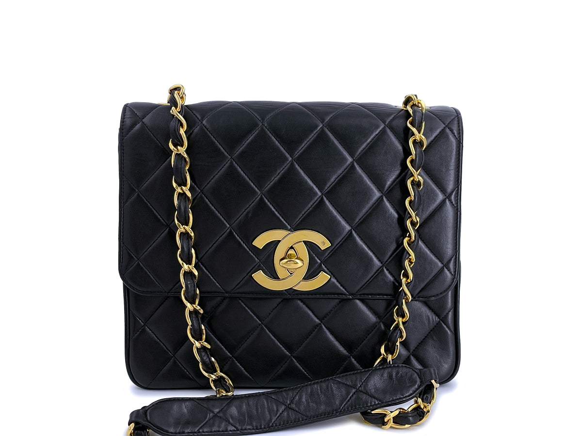 CHANEL Caviar Quilted Jumbo Le Boy Flap Black Bag Preowned - LARGE