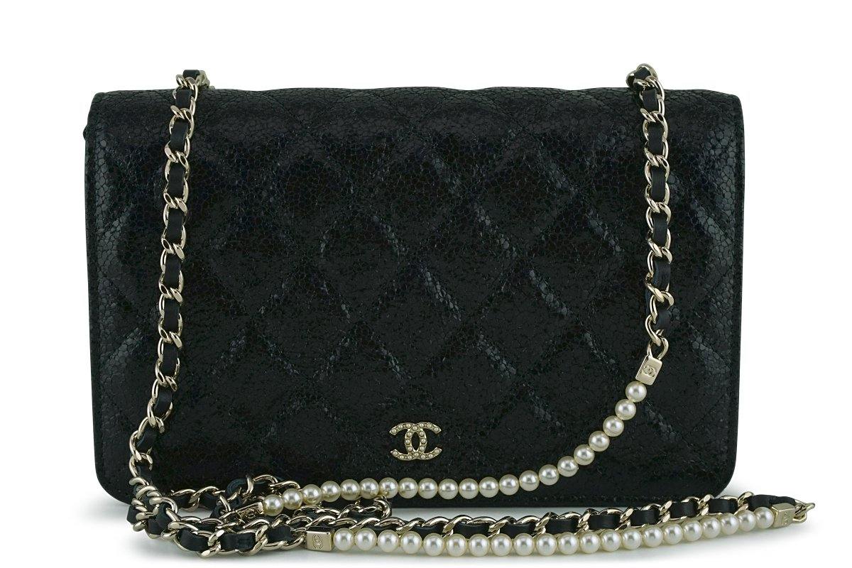 chanel pearl bag