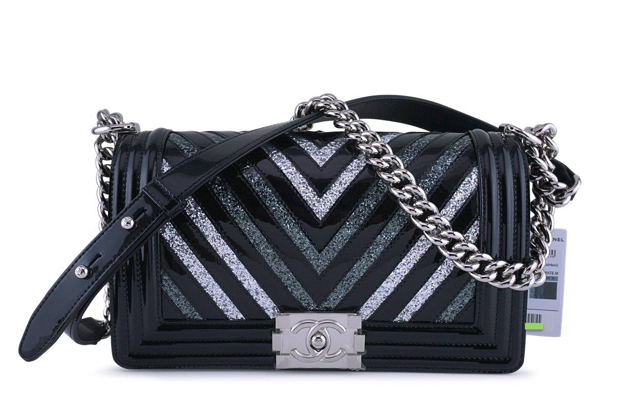 NWT 17K Chanel Black Glitter Chevron Patent Boy Flap Medium Bag – Boutique  Patina