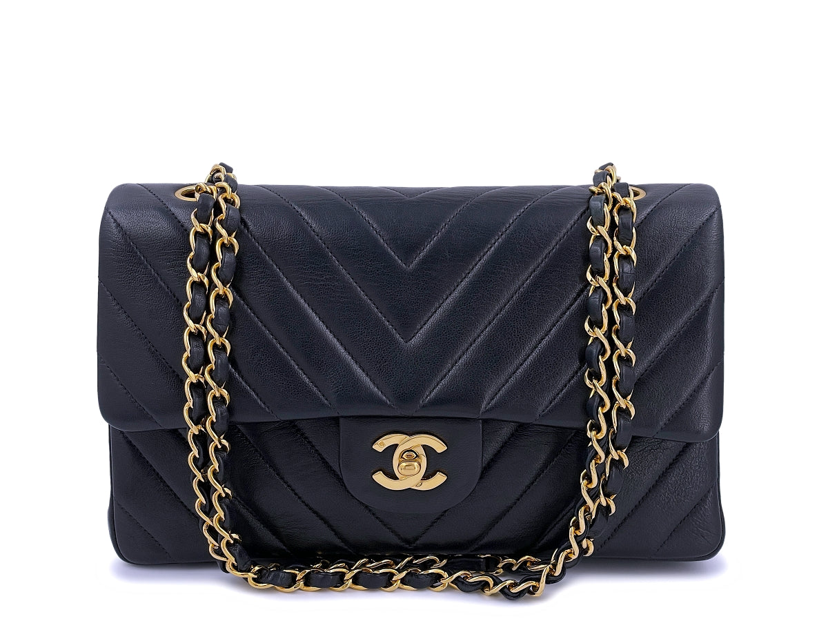 Chanel Vintage Black Chevron Medium Classic Double Flap Bag