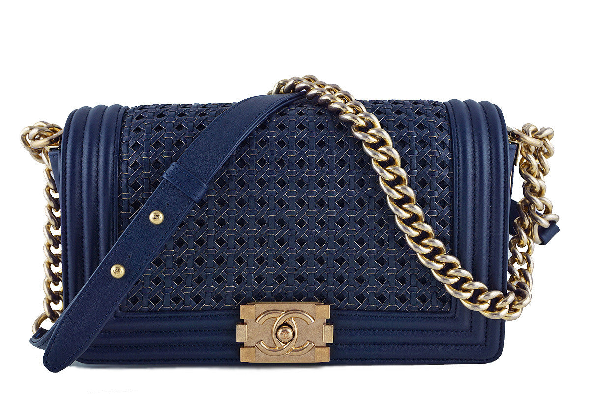 chanel boy navy blue gold chain