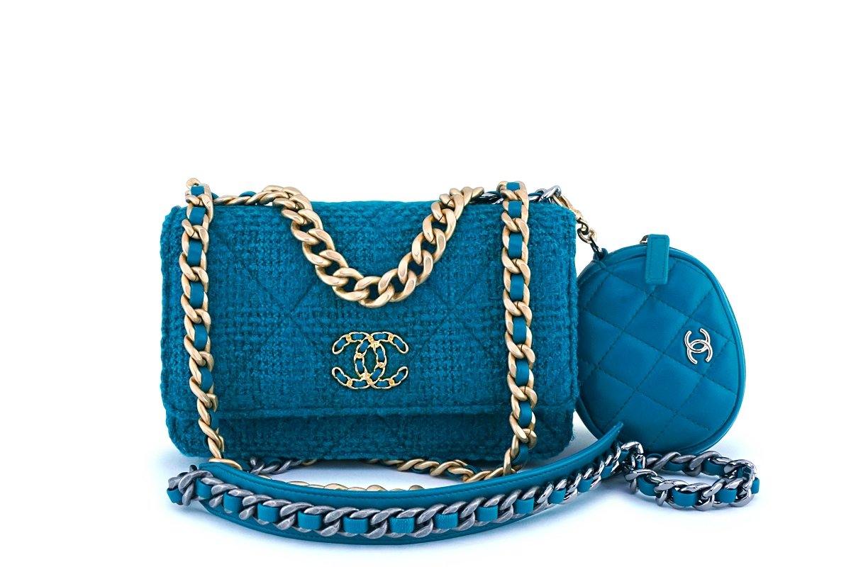 Chanel 19 tweed handbag