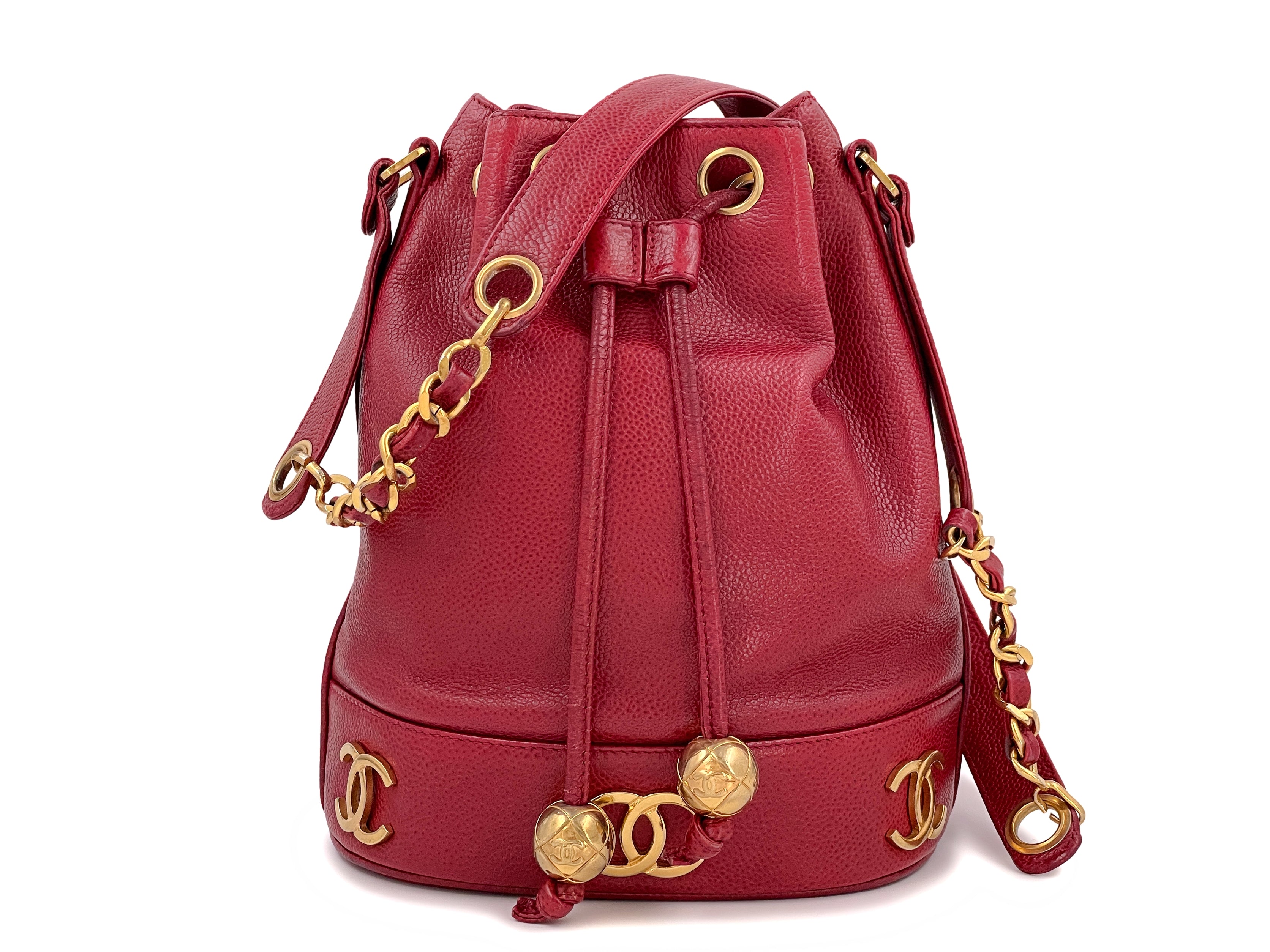 CHANEL Vintage Caviar Red Logo CC Drawstring bag / bucket bag 24k Gold  hardware