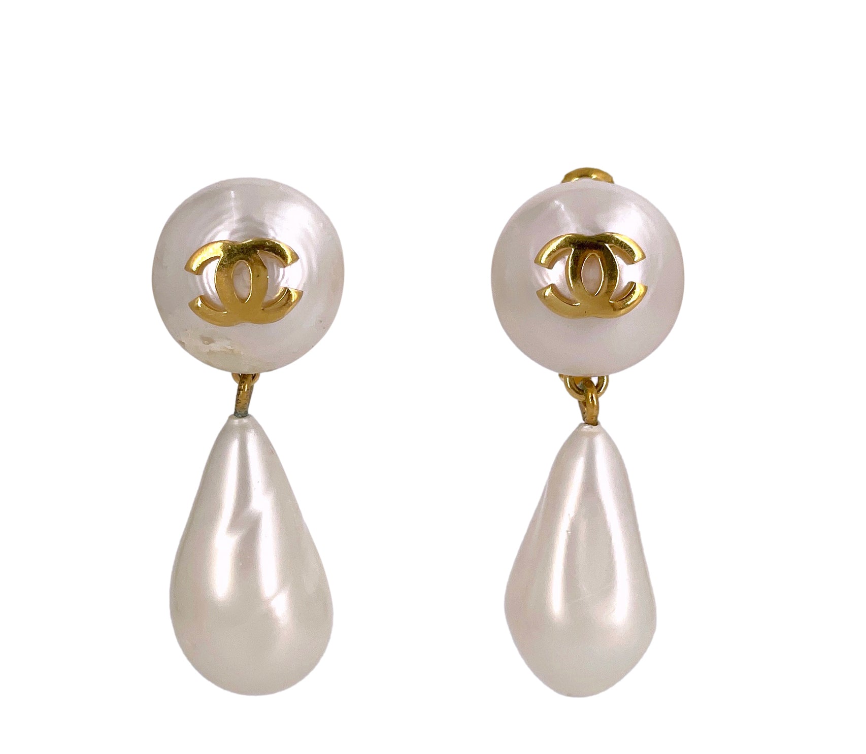 CHANEL Vintage Classic Braided Gilt Metal Pearl Clip-On Earrings