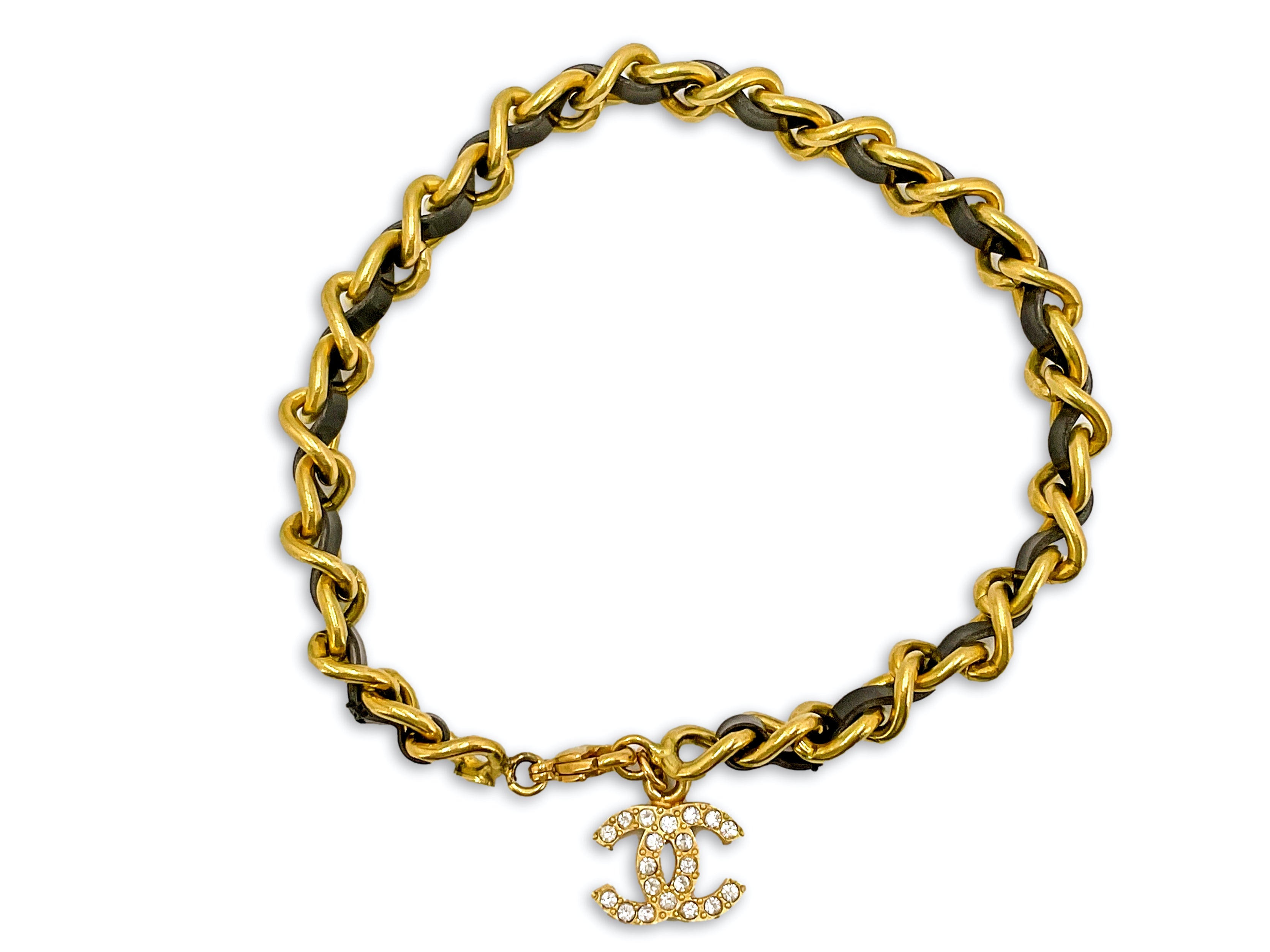 Pre-owned Chanel 1995 Cc Turn-lock Chain Bracelet In Gold