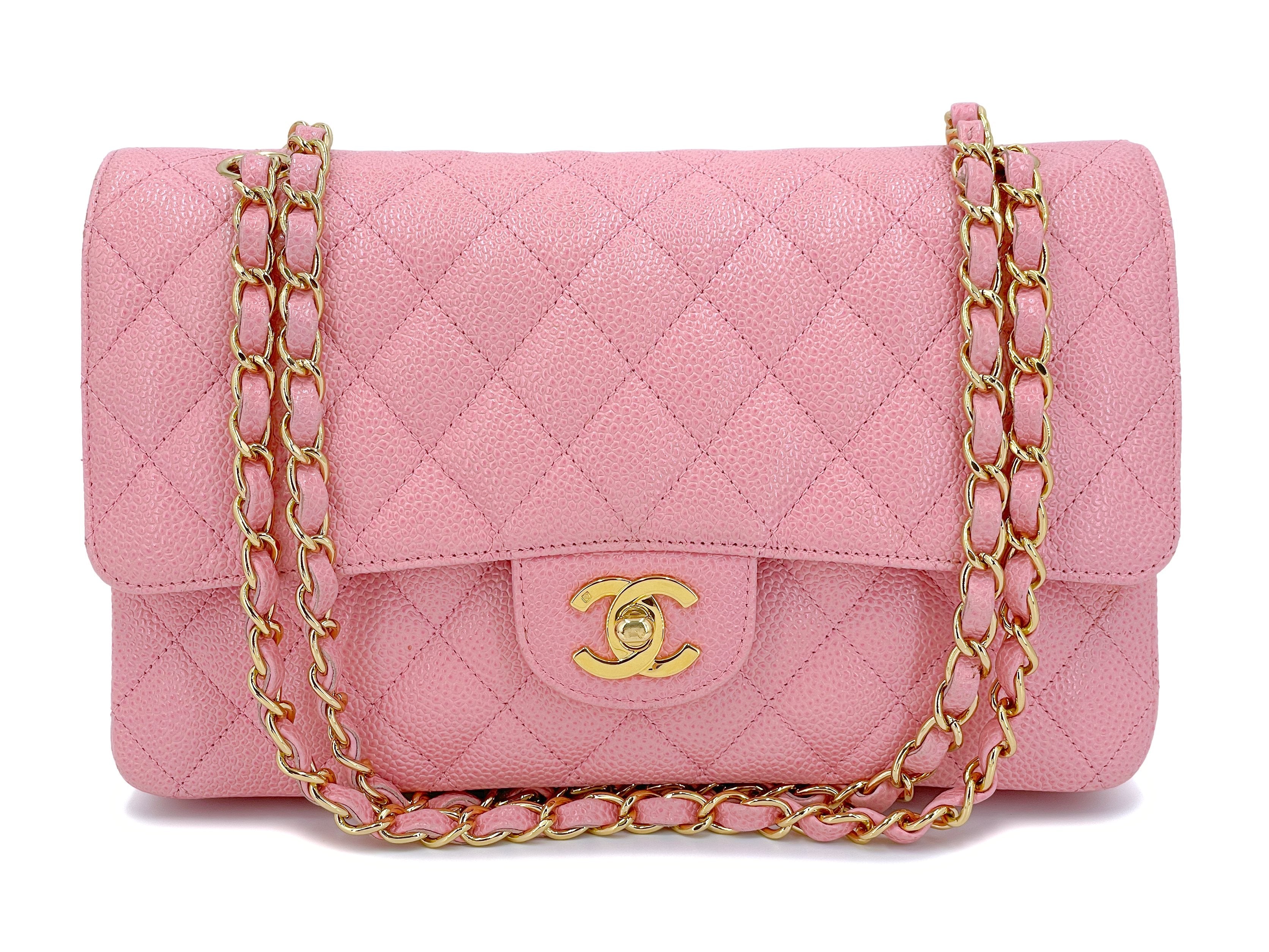 CHANEL Iridescent Caviar Quilted Jumbo Double Flap Pink 97421