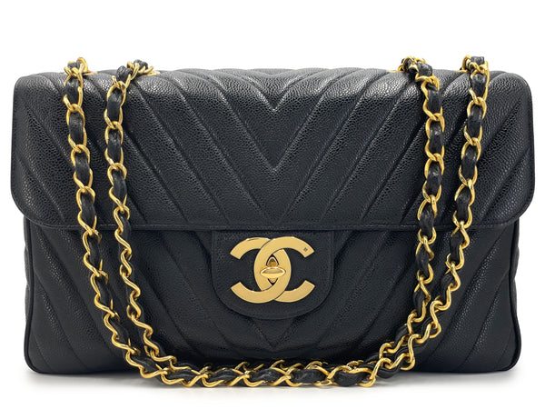Chanel 1995 Vintage Black Caviar Horizontal Classic Jumbo Flap Bag 24K GHW