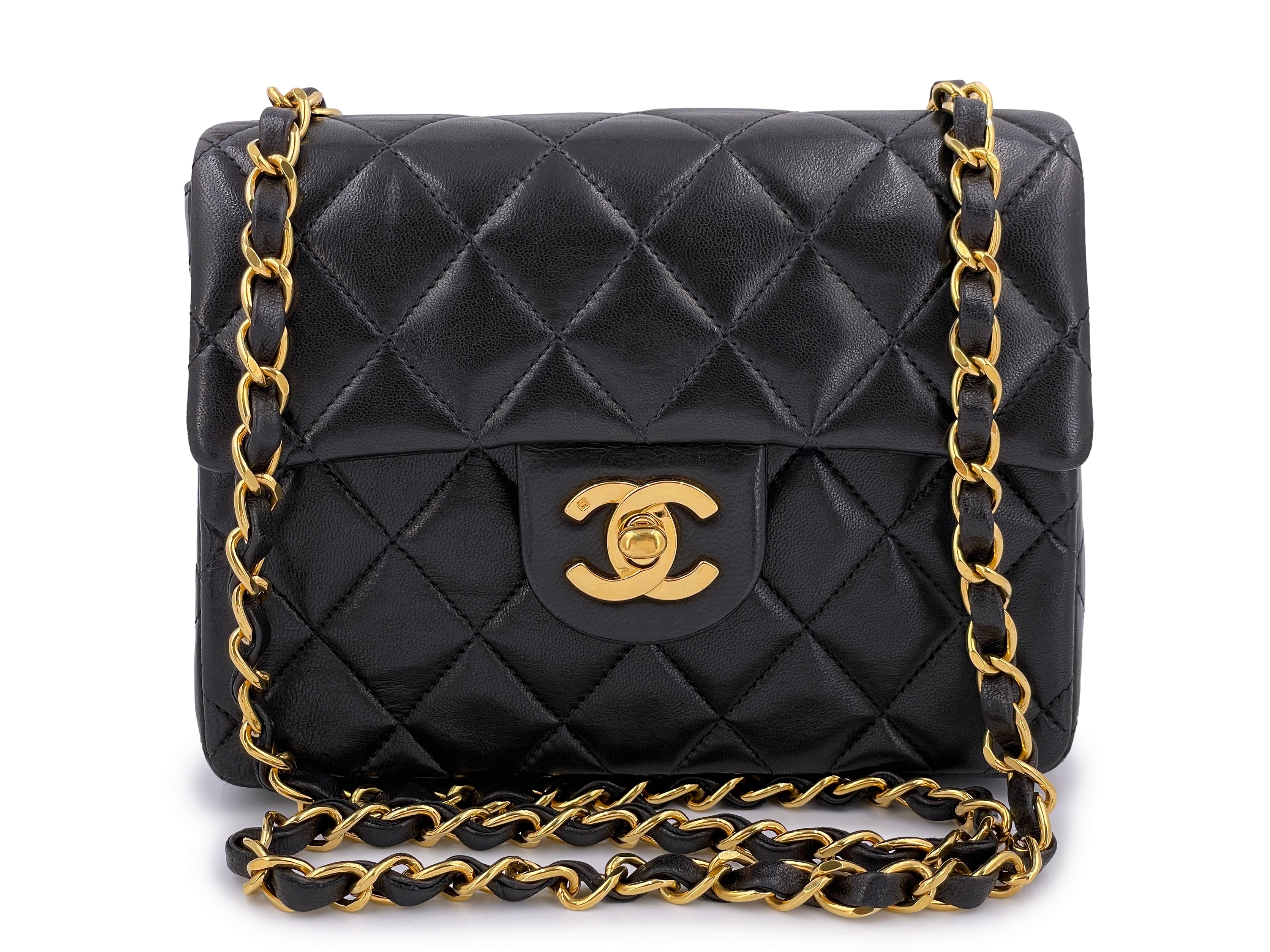 Pristine Chanel 2006 Vintage Black Medium Classic Flap Bag 24k GHW –  Boutique Patina