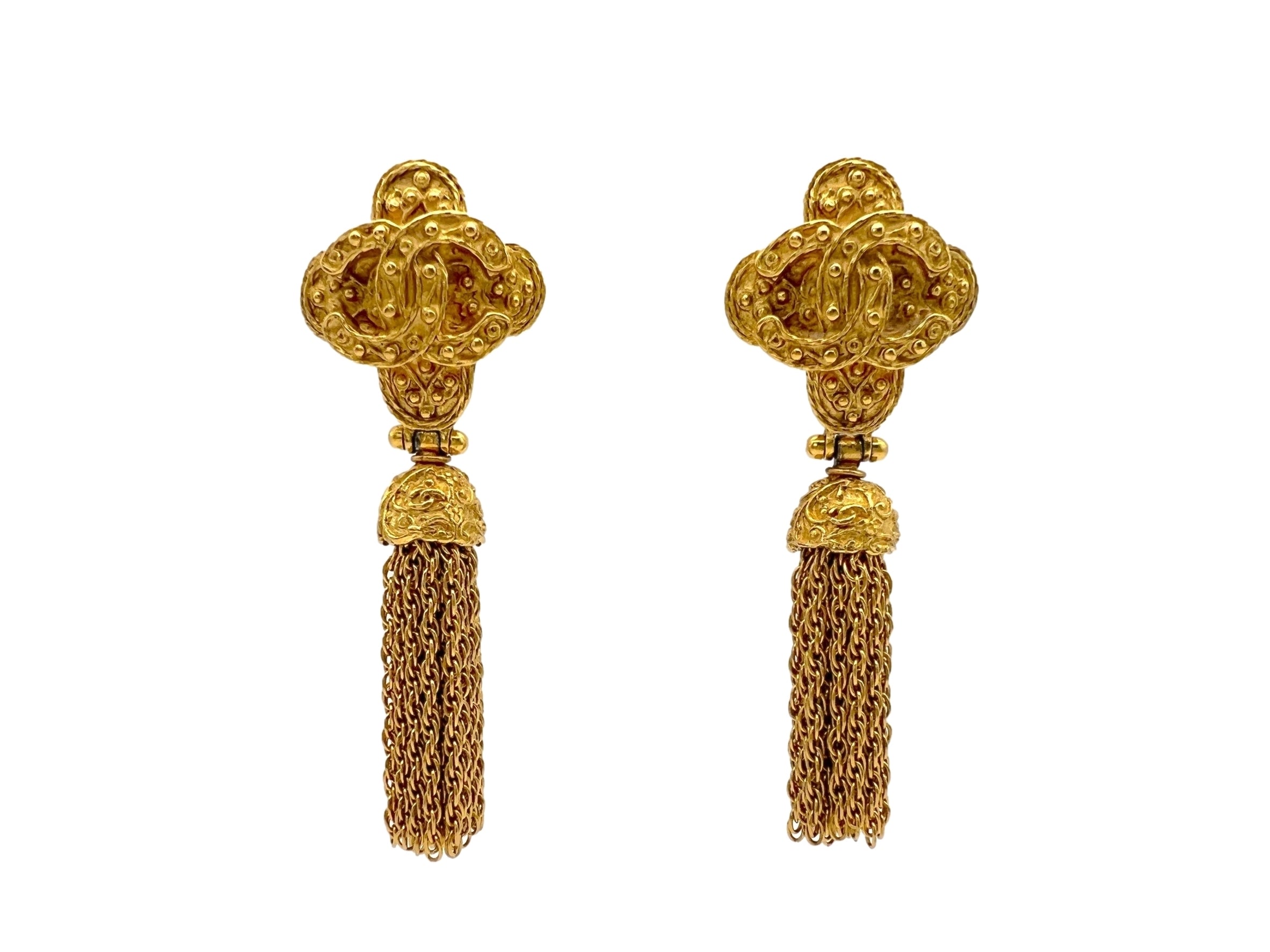 Chanel Vintage Rare 94A Tassel Clover Earrings – Boutique Patina