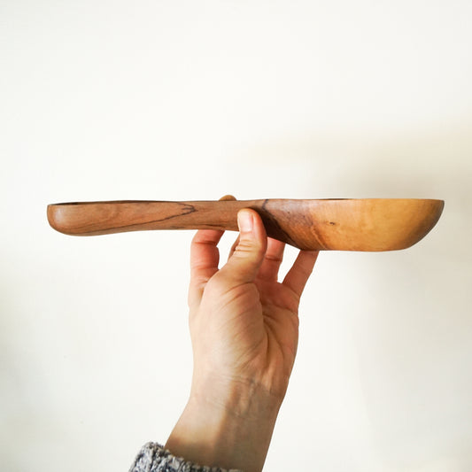 Notched Wild Olive Wood Ladle – Shop Our Favorites