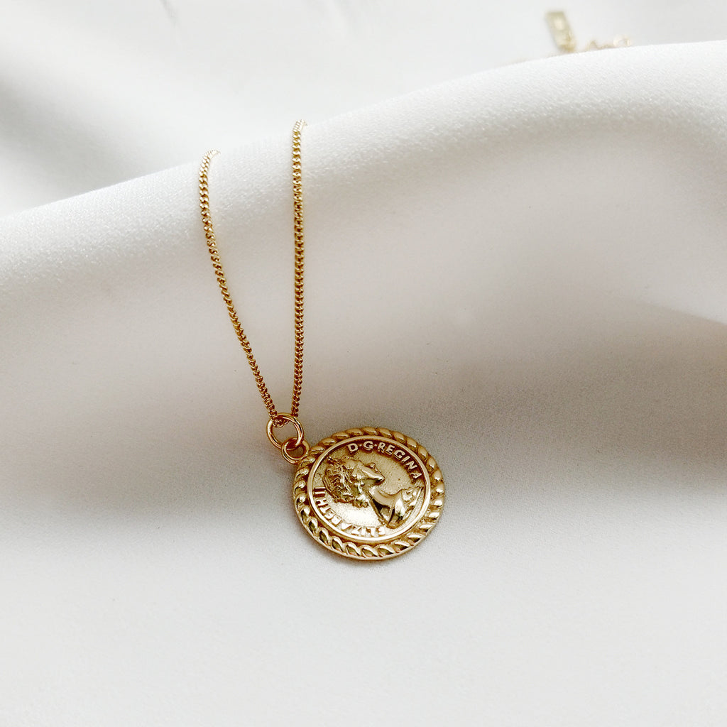 Regina Gold Coin Necklace – HELLO PARRY