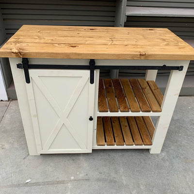 Rustic Farmhouse Kitchen Island With Drawers & Barn Doors