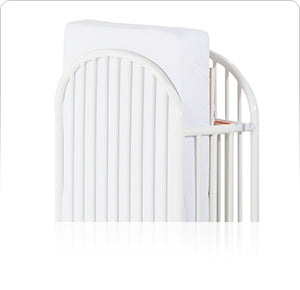 Foundations Pinnacle Crib - Quickly and easily folds for storage