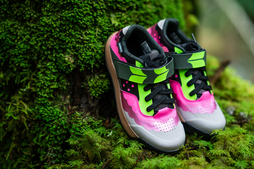 jill kintner's custom painted ge7 mtb shoes