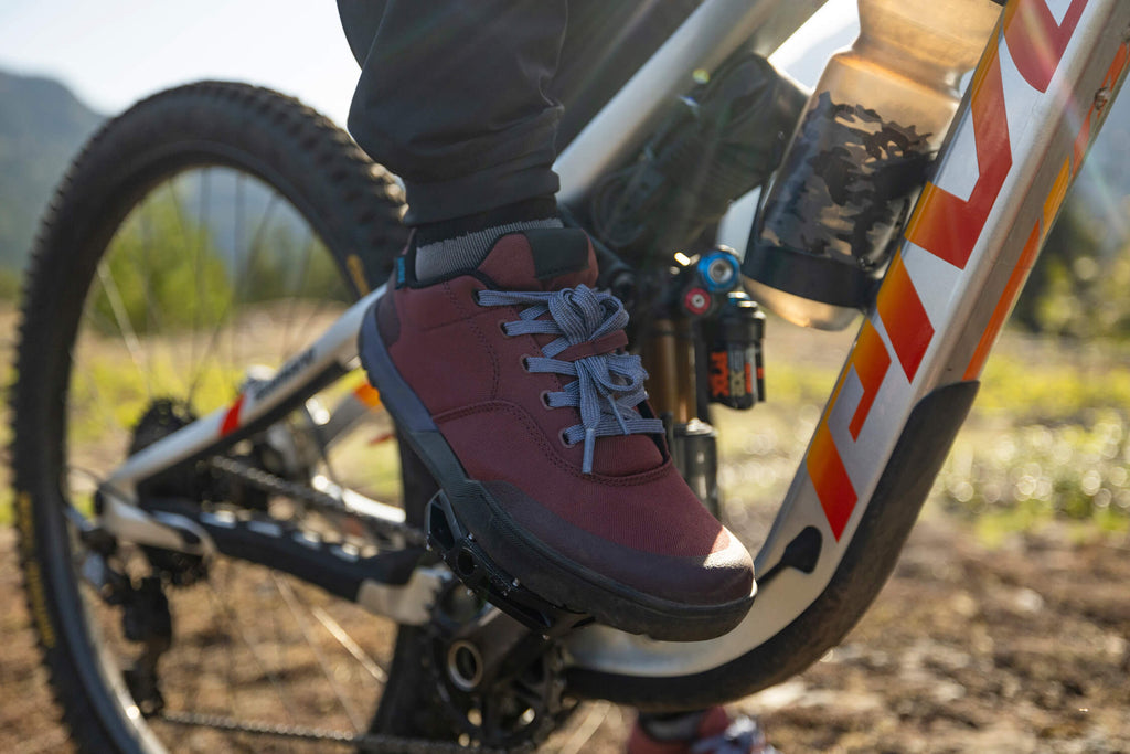 Unleash Your Ride with Shimano's GF Flat Pedal Shoes: Explore the ...