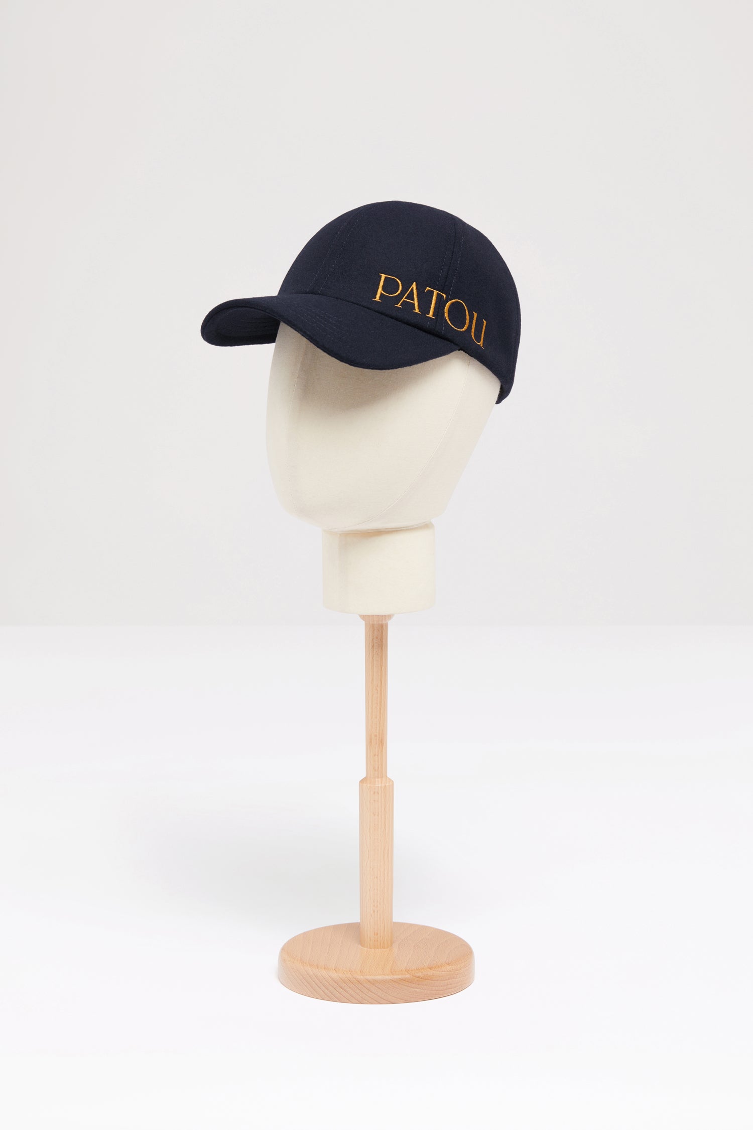 新品 未使用 PATOU キャップ 黒 ブラック パトゥ