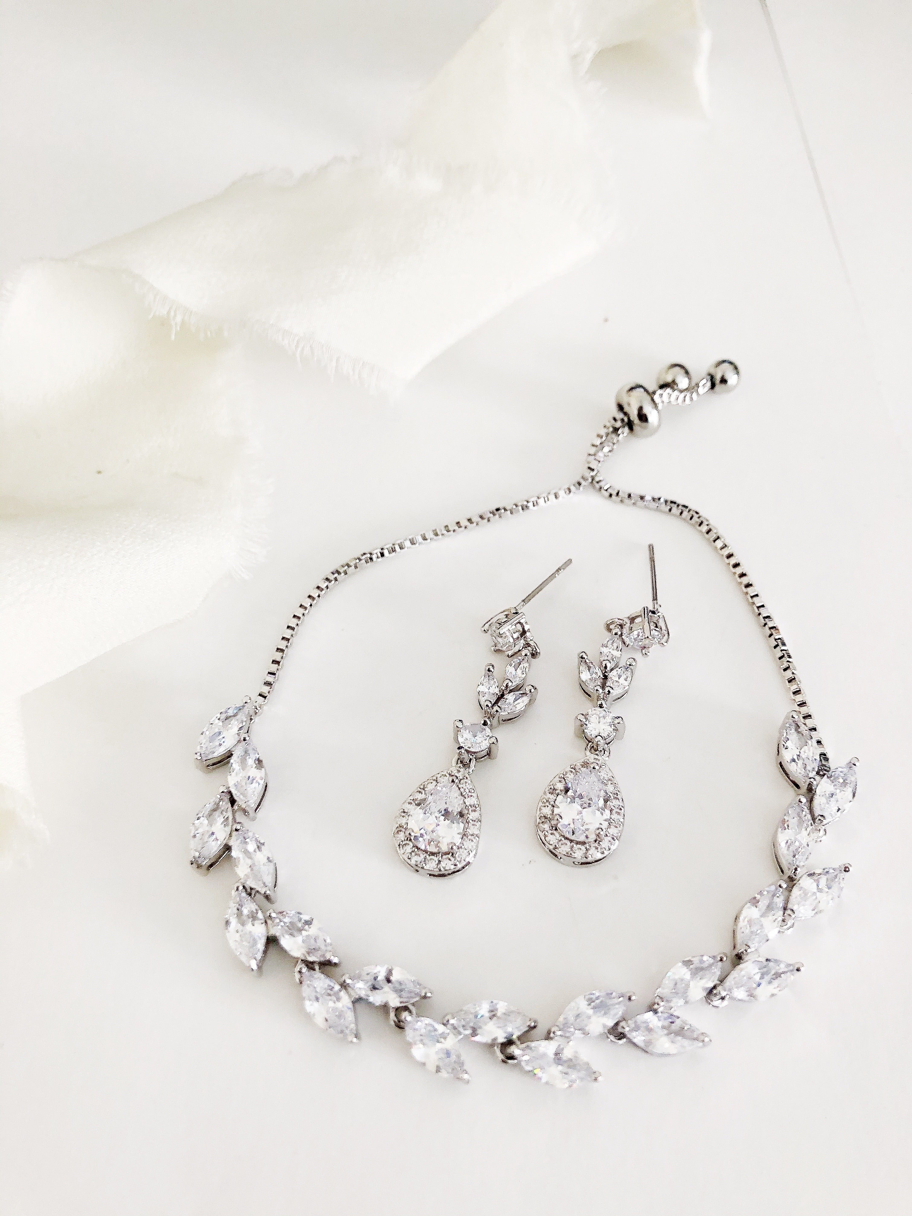Lainee Silver Diamond Drop Earrings