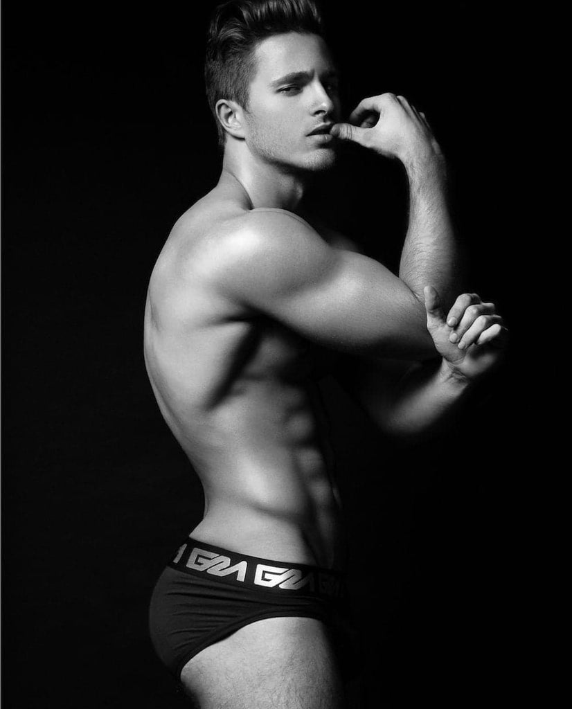 Thomas Keal Top gay underwear Model