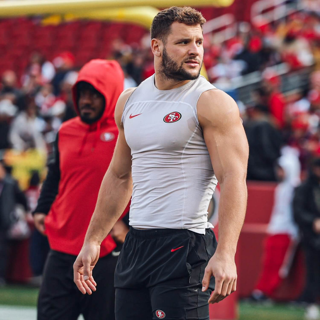 Sexy Nick Bosa breaks the internet in his underwear