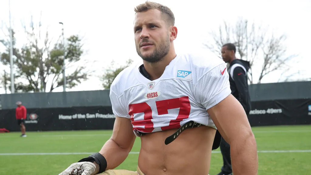 Sexy Nick Bosa breaks the internet in his underwear