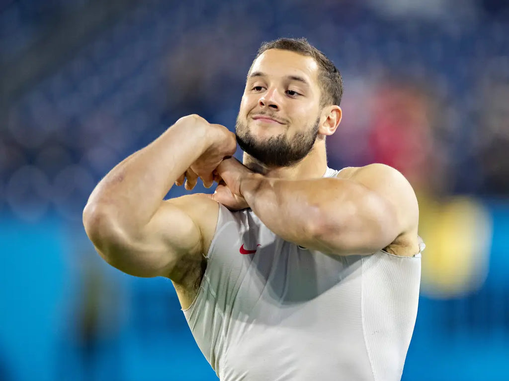 Sexy Nick Bosa breaks the internet in his underwear