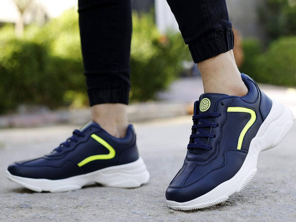 Classic sneakers for men: 8 Best-selling Classic Sneakers for men explore  comfort with style - The Economic Times