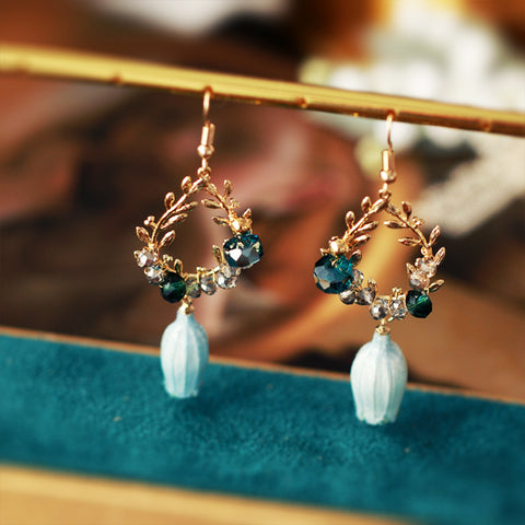 bellflower earrings with blue gemstone and high quality crystal cuts