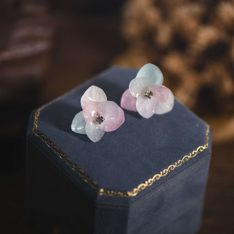 4-Shade Pink Hydrangea Flowers Stud Earrings