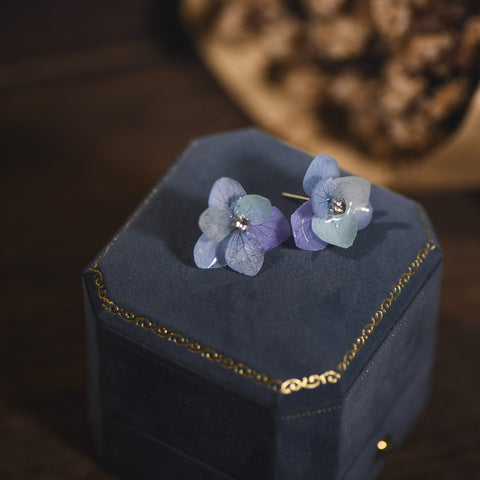 4-Shade Blue Hydrangea Flowers Stud Earrings