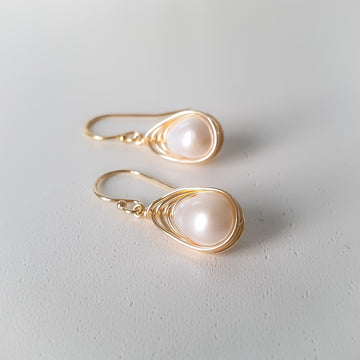 Gia Earrings / Baroque Pearl