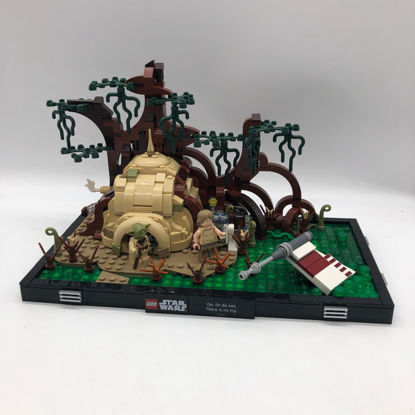 Dagobah™ Jedi™ Training Diorama 75330, Star Wars™