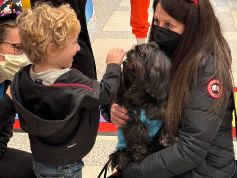 RMH-NY Therapy Dogs for the kids