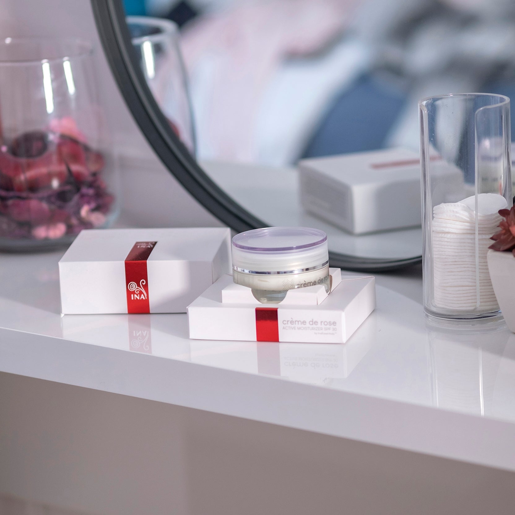Crème de rose by InaEssentials - Ενεργή ενυδατική κρέμα με SPF30 με βιολογικό έλαιο τριαντάφυλλου και ροδόνερο, 50ml Cosmetics InaEssentials Ελλαδα