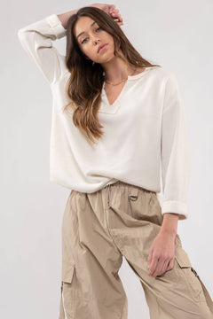 3/4 FOLD SLEEVE ROUGH HEM KNIT TOP: IVORY