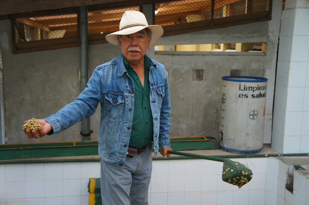 Arturo Aguirre, the owner of Finca El Injerto