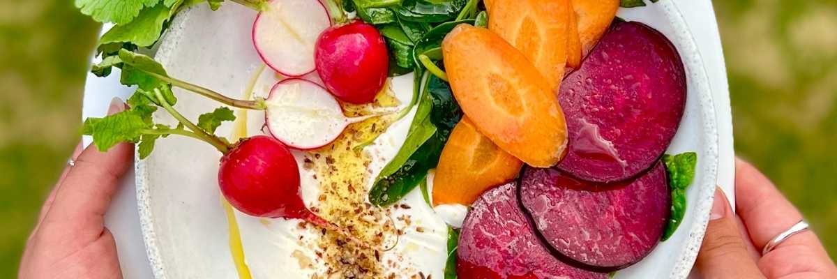 hummus and vegetable bowl