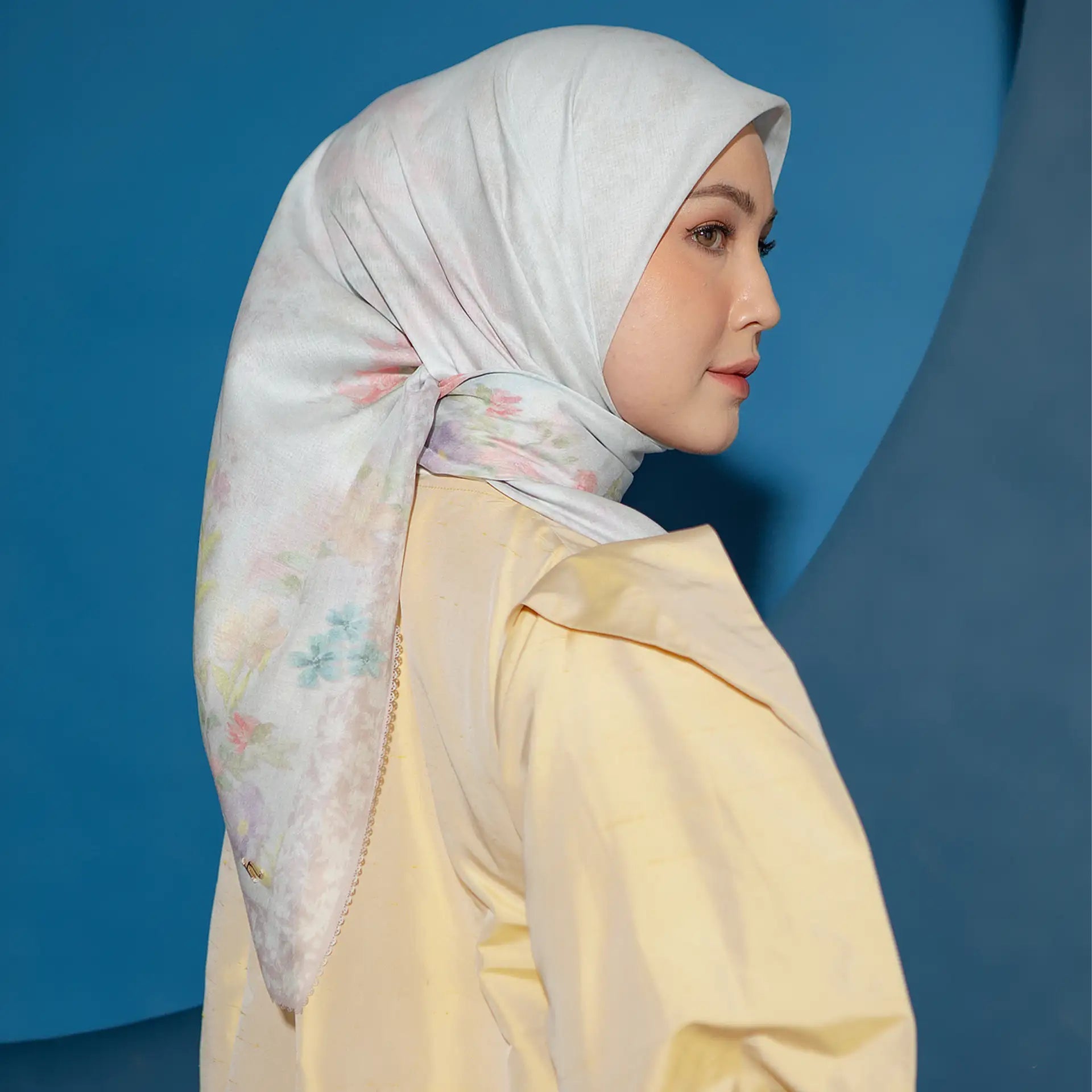 Arabella Scarf In Creme