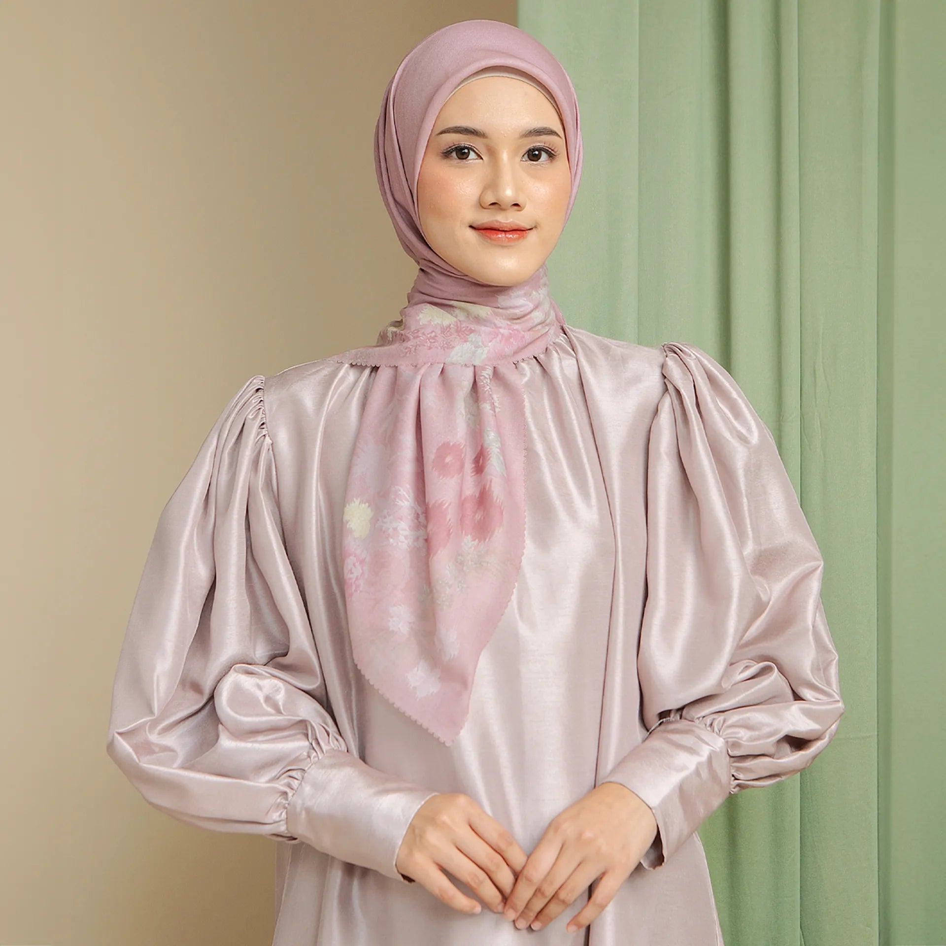 Kaira Scarf