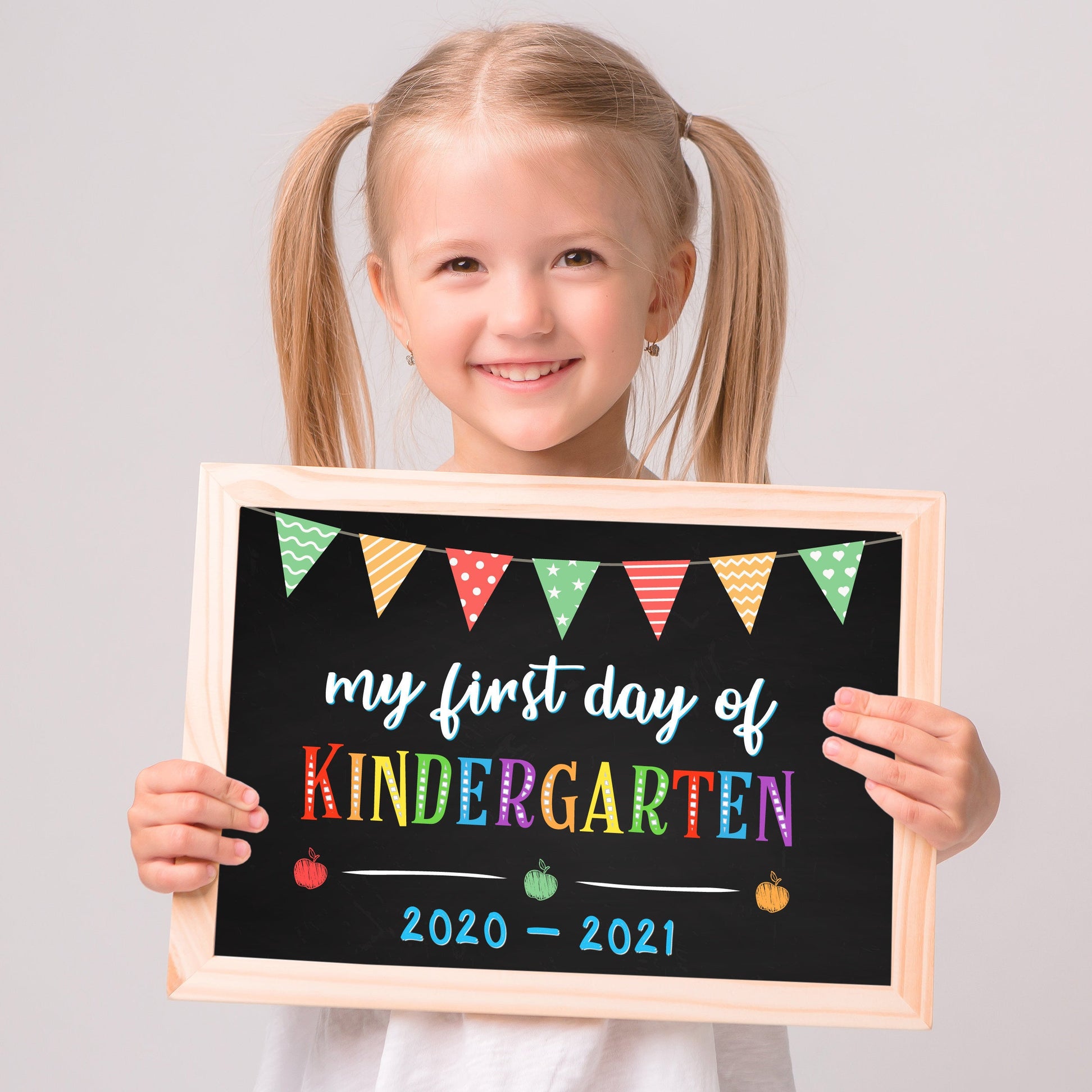 first-day-of-kindergarten-sign-not-personalized-partyrainbow