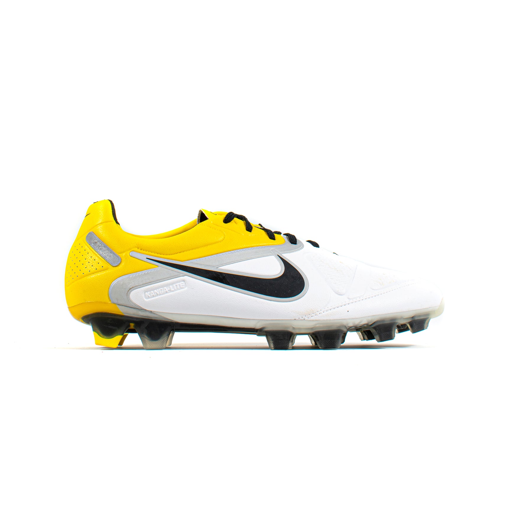 Paseo cerca Fácil de suceder Nike CTR360 Maestri II White Yellow FG – Classic Soccer Cleats