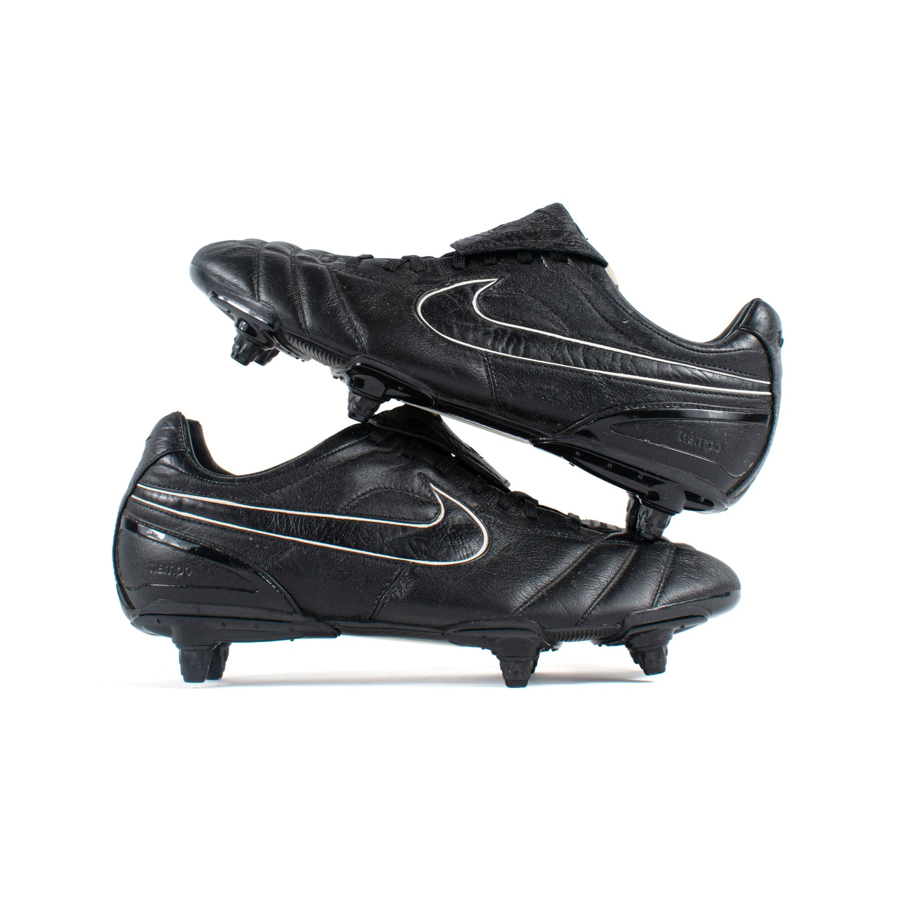 Nike Air Legend II SG – Classic Soccer