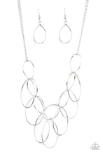 Load image into Gallery viewer, Top-TEAR Fashion - Silver Necklace
