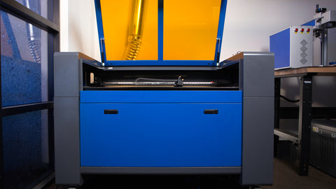 co2 vs fiber laser engraver cutter machines
