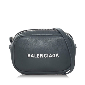 BALENCIAGA 236083 1000 502752 Nylon mesh Shoulder Bag WomenUnisex Us   Japan second hand luxury bags online supplier Arigatou Share Japan