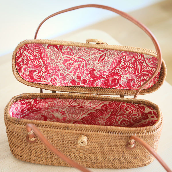 Elevate Your Style with Bali Envelope Rattan Clutch｜Ganapati Crafts Co.