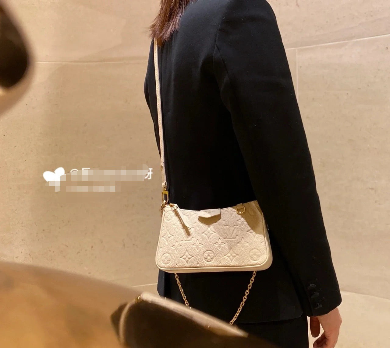 Túi Easy Pouch On Strap LV x YK Monogram Empreinte  Túi ví đa năng và Phụ  kiện bằng da  LOUIS VUITTON