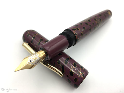 Danitrio Tsugaru-nuri Kara-nuri in Purple on Takumi Fountain Pen