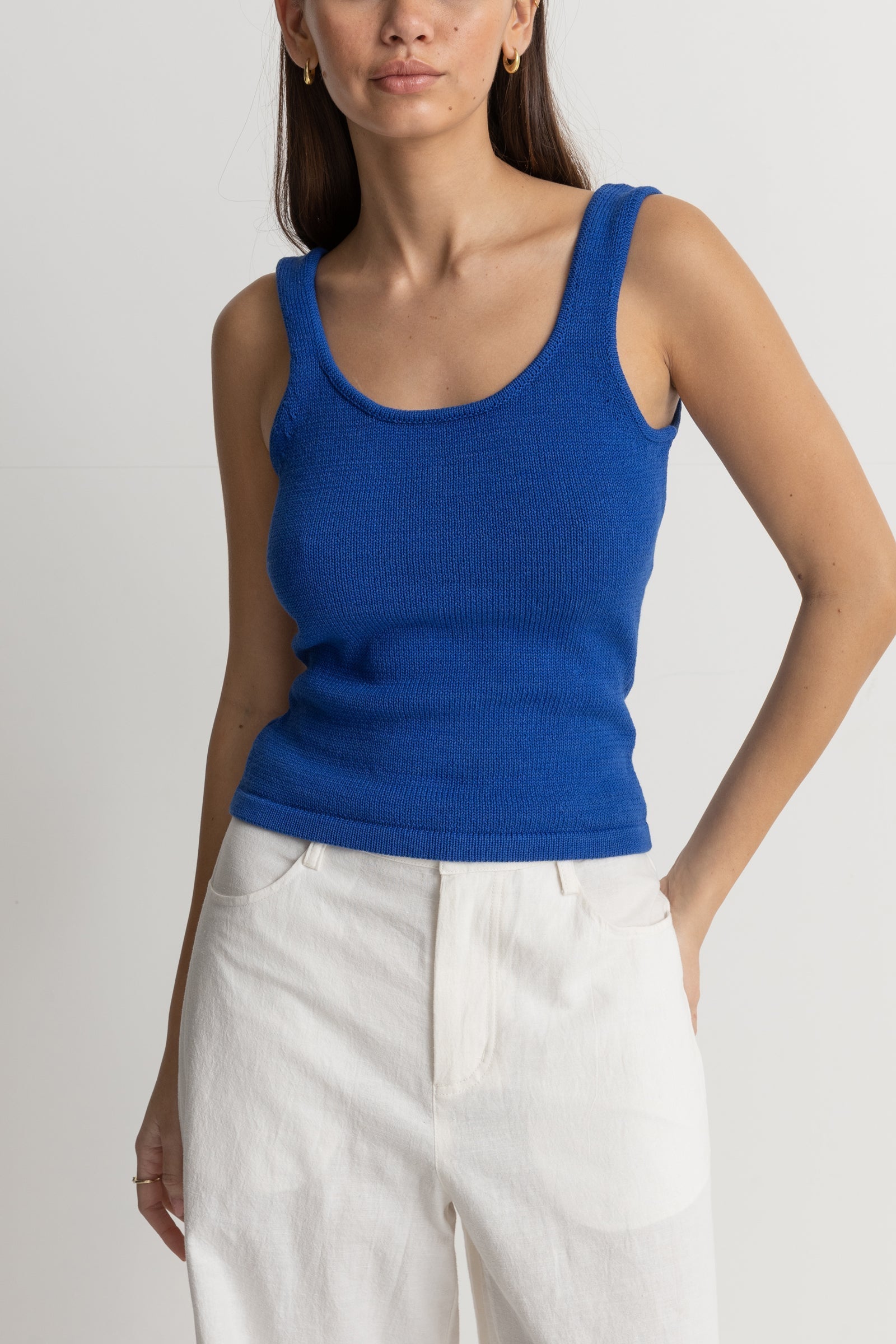 Cove Scoop Neck Tank Blue